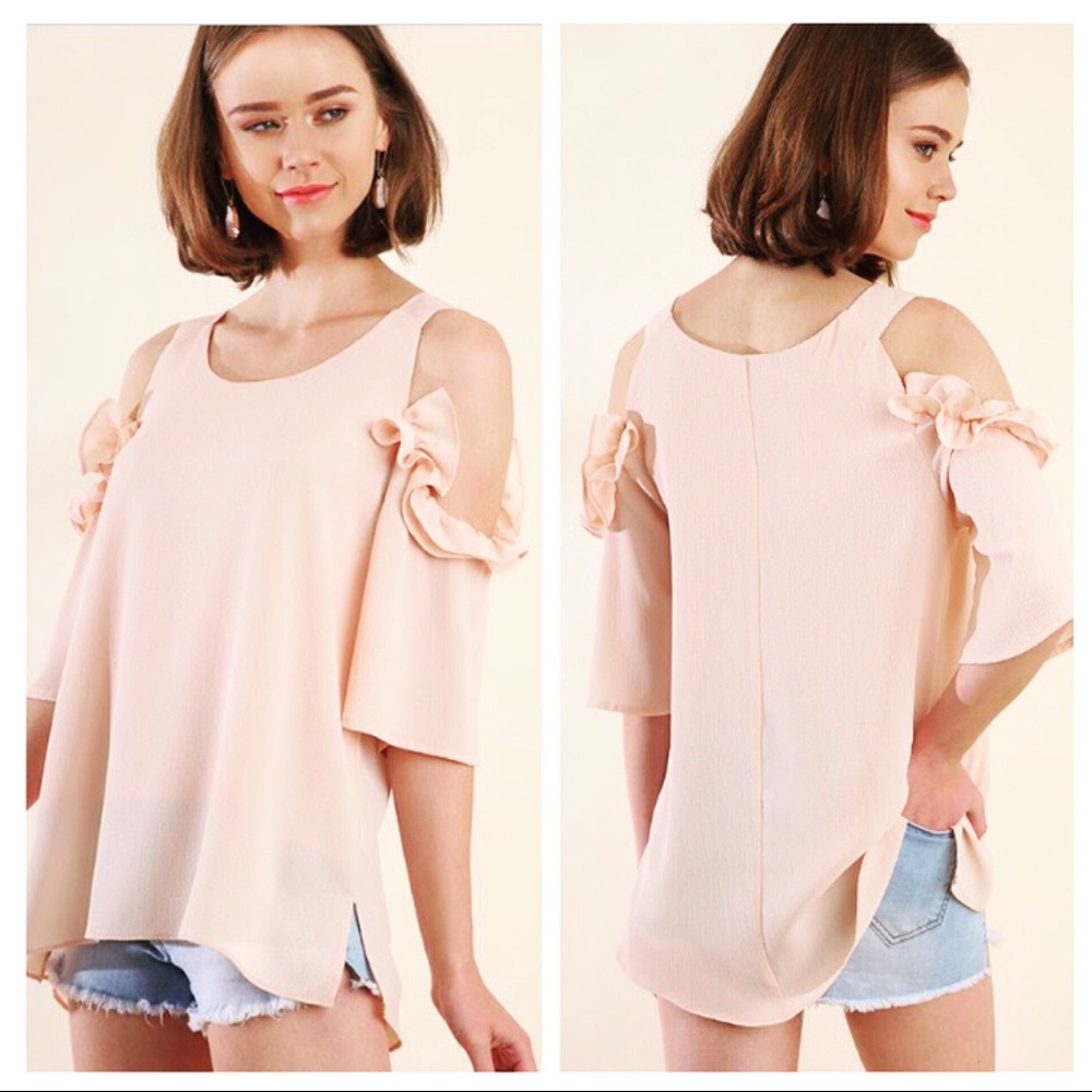 NWT Cold Shoulder with Ruffle Detail Top - Peach